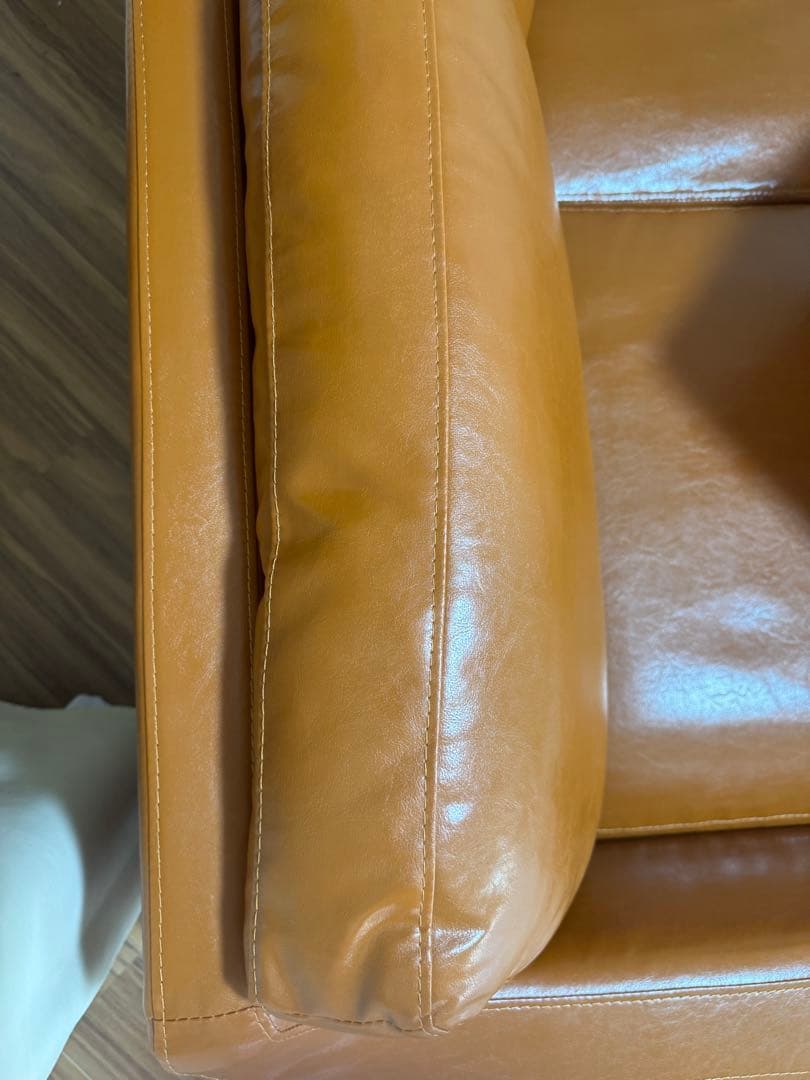 【美品】エアリゾーム 2人掛けソファ LAURU キャメル 完成品