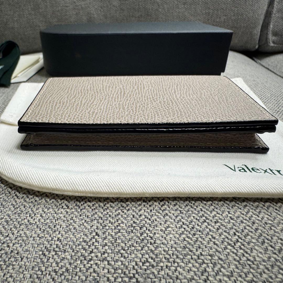 Valextra ヴァレクストラ 名刺入れ カードケース グレージュ 男女兼用