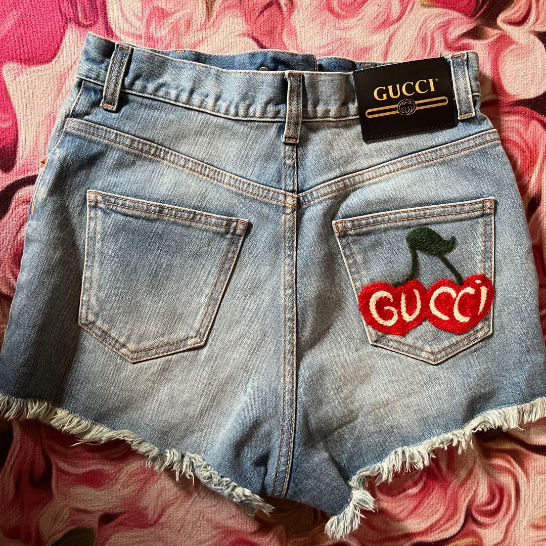 年内値下げ‼️GUCCI チェリー刺繍 ショートパンツ 25