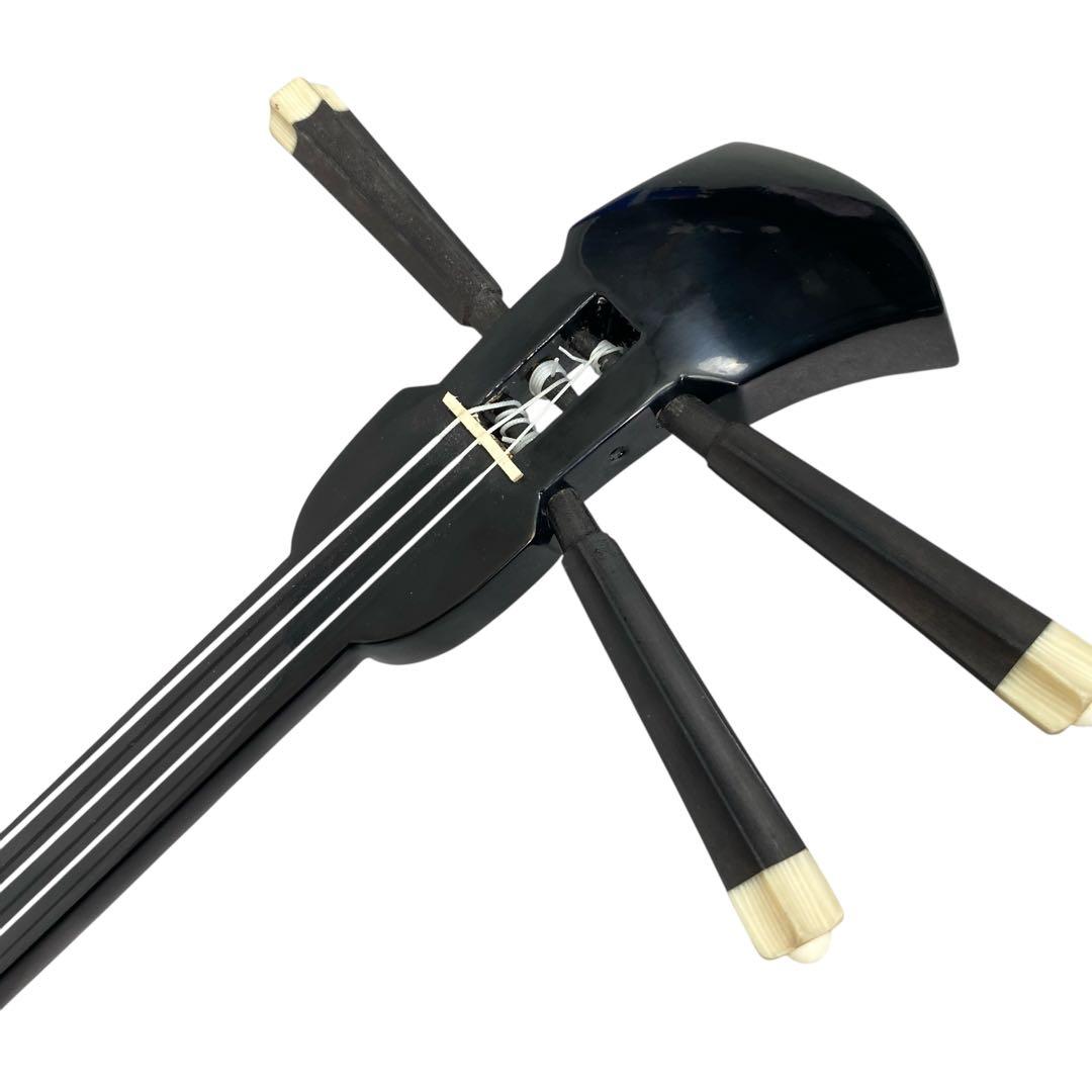 【美品】沖縄三線 三味線 人工革 合皮 ヘビ柄　ハードケース付 民族楽器 弦楽器