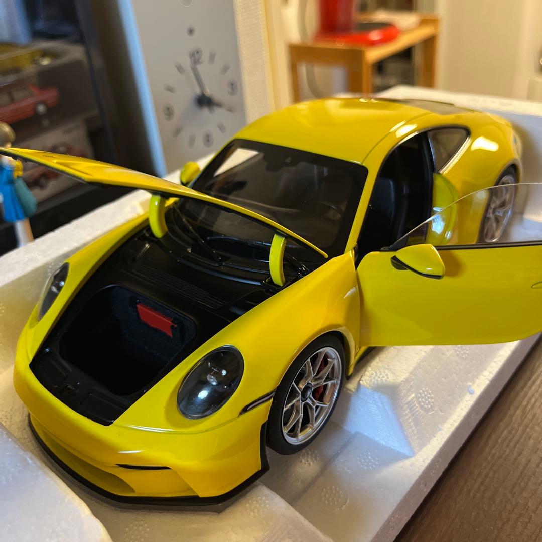 ミニカー Norev 1/18 Porsche 911 GT3 2021 Yellow