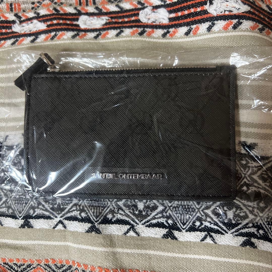 ヤンチェオンテンバール　ケース モノグラム　新品