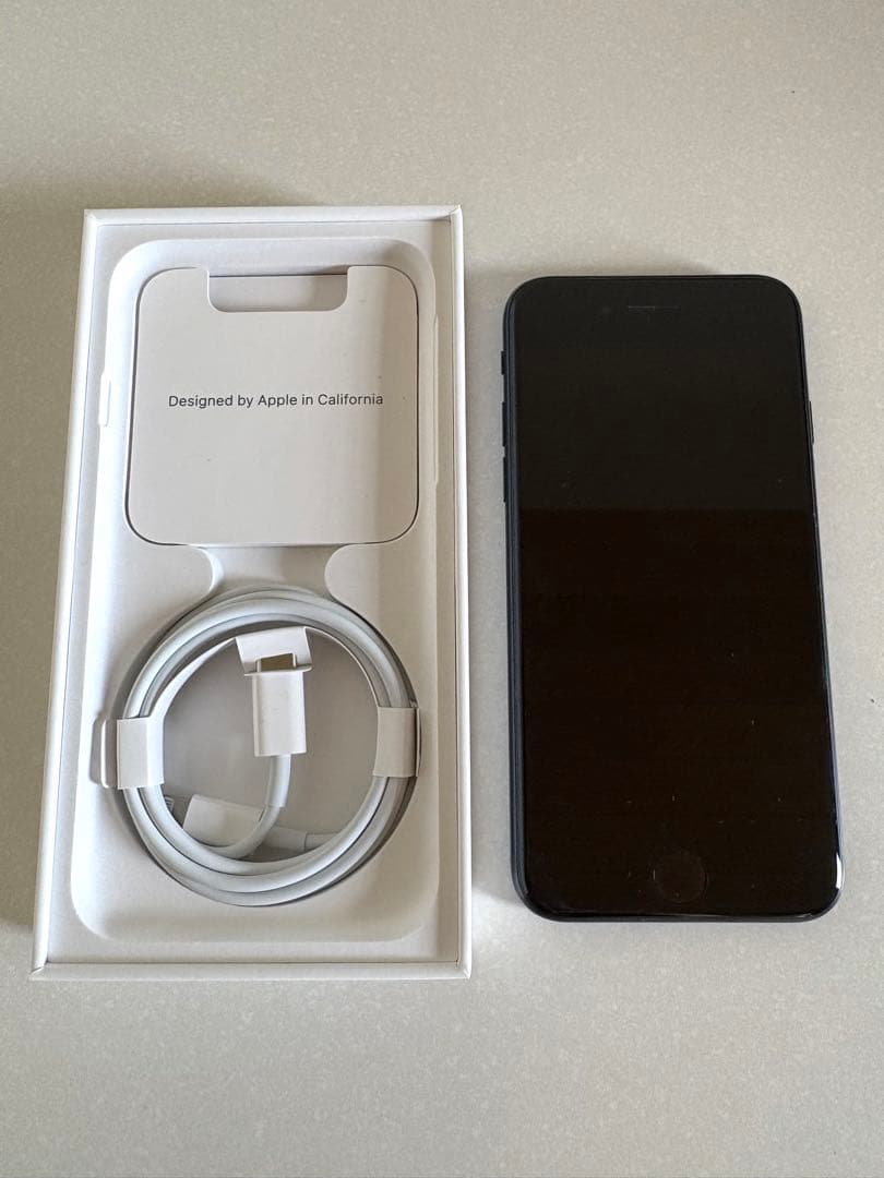 iPhone SE 第3世代 128GB SIMフリー ミッドナイト