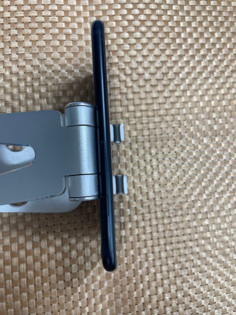 iPhone SE 第3世代 256 GB ミッドナイトSIMフリー【9183】