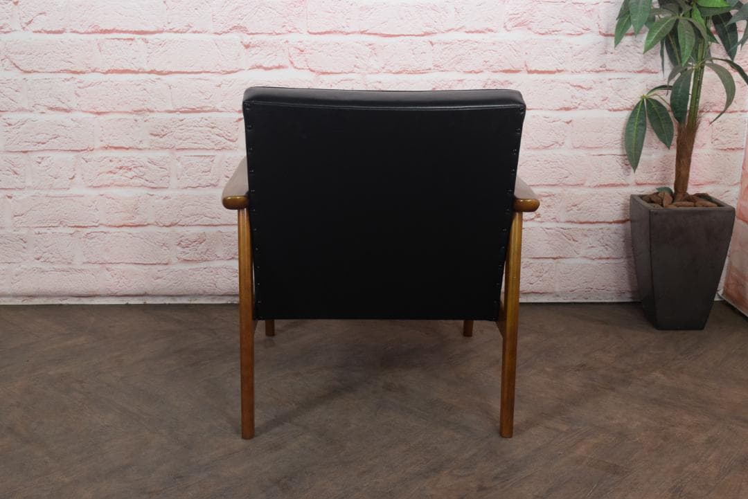 展示品　カリモク60 Kチェア スタンダードブラック　 W36170BW　19C