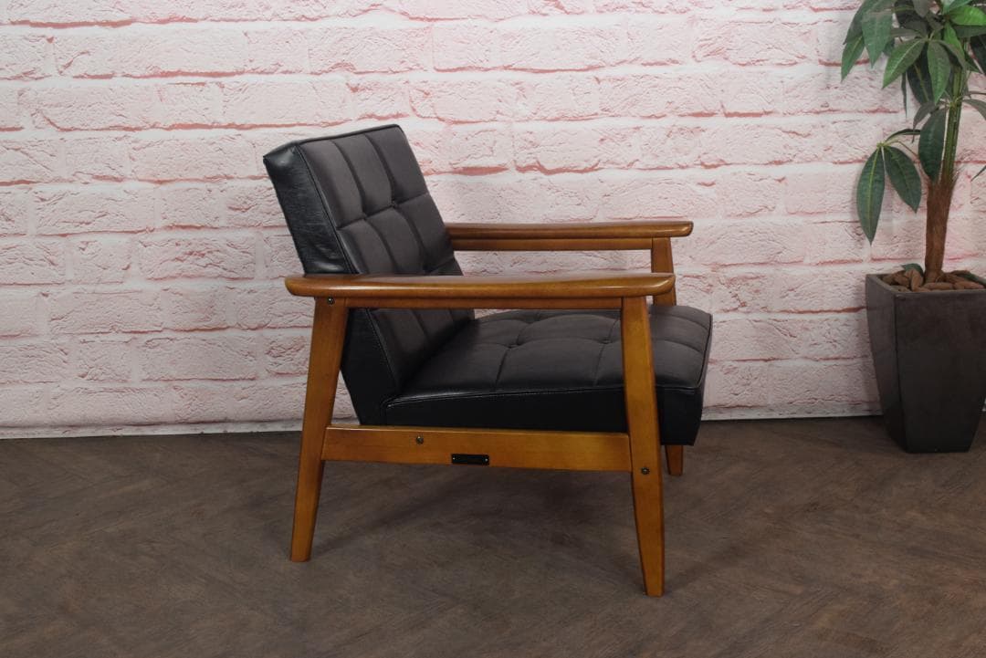 展示品　カリモク60 Kチェア スタンダードブラック　 W36170BW　19C