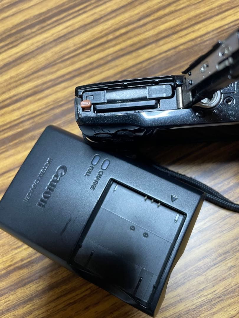 Canon デジタルカメラ IXY120 PC2048