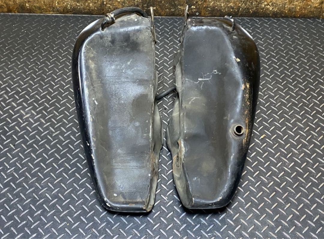 ル*ジ様 3.5ガロン　分割タンク　ハーレー　パン　ショベル　ナックル　ショベル