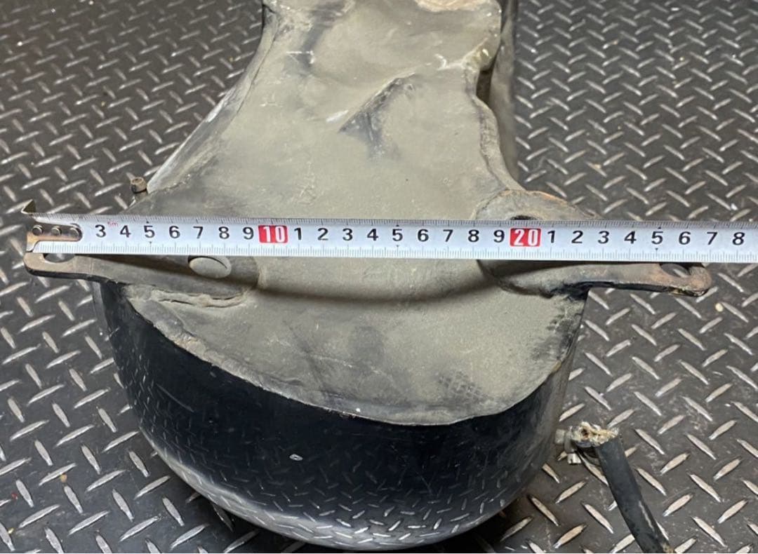 ル*ジ様 3.5ガロン　分割タンク　ハーレー　パン　ショベル　ナックル　ショベル