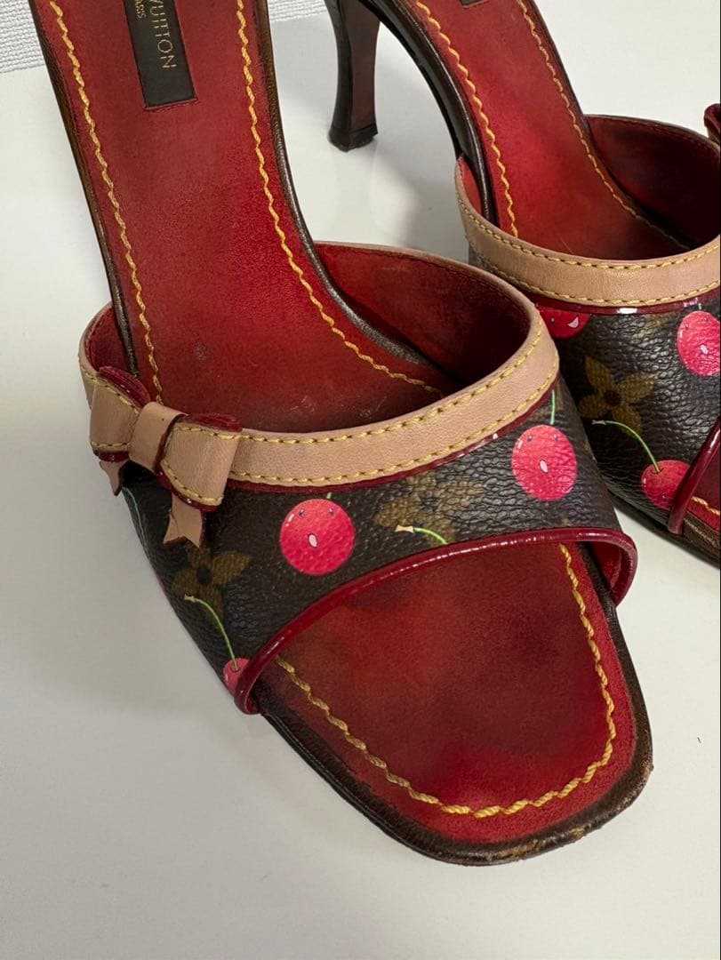 ルイヴィトン　louis vuitton 村上隆　チェリー　サンダル　ミュール