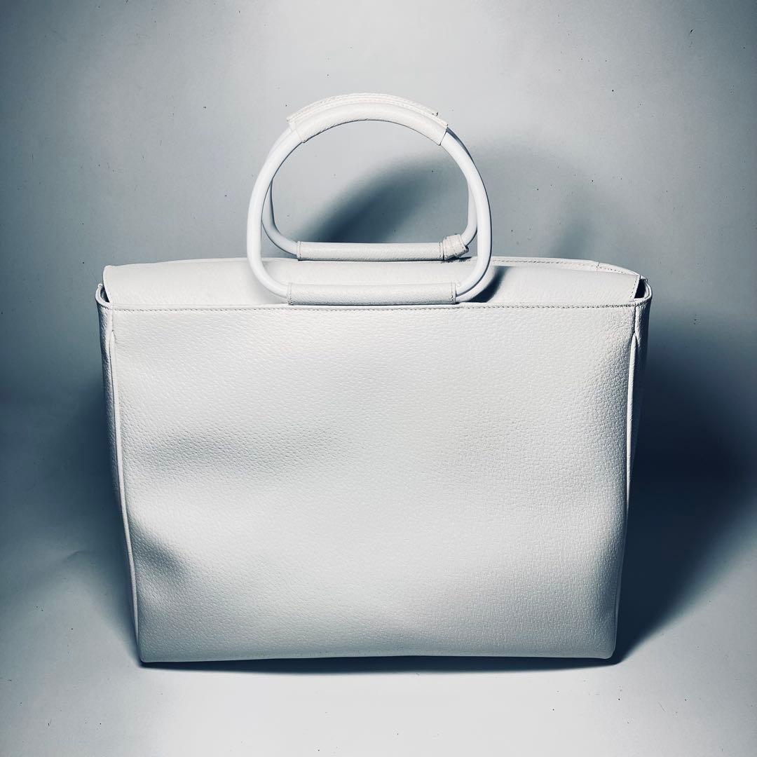 極美品　オールドグッチ　GUCCI レザー　ハンドバッグ　A4可能 ホワイト