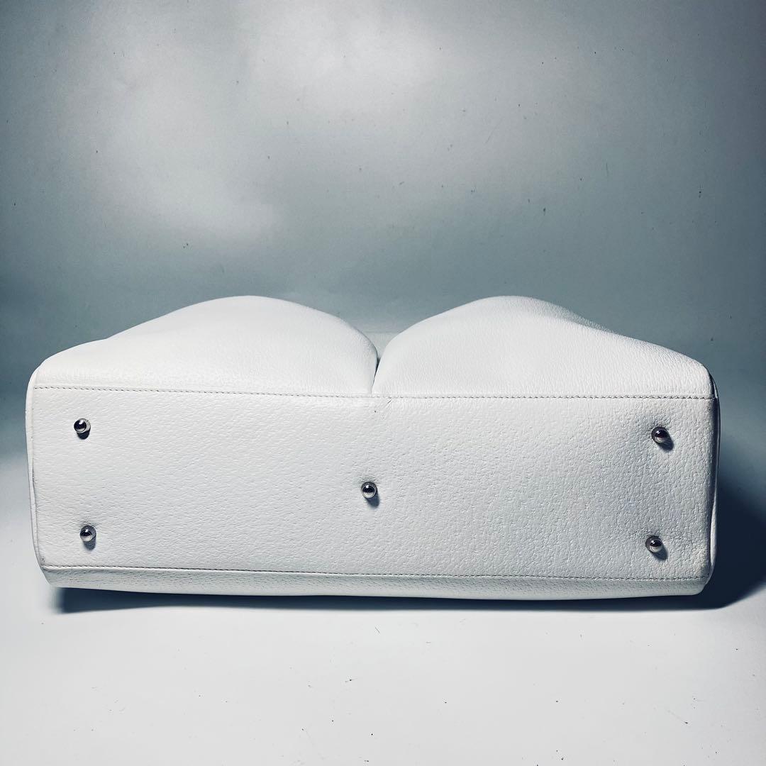 極美品　オールドグッチ　GUCCI レザー　ハンドバッグ　A4可能 ホワイト