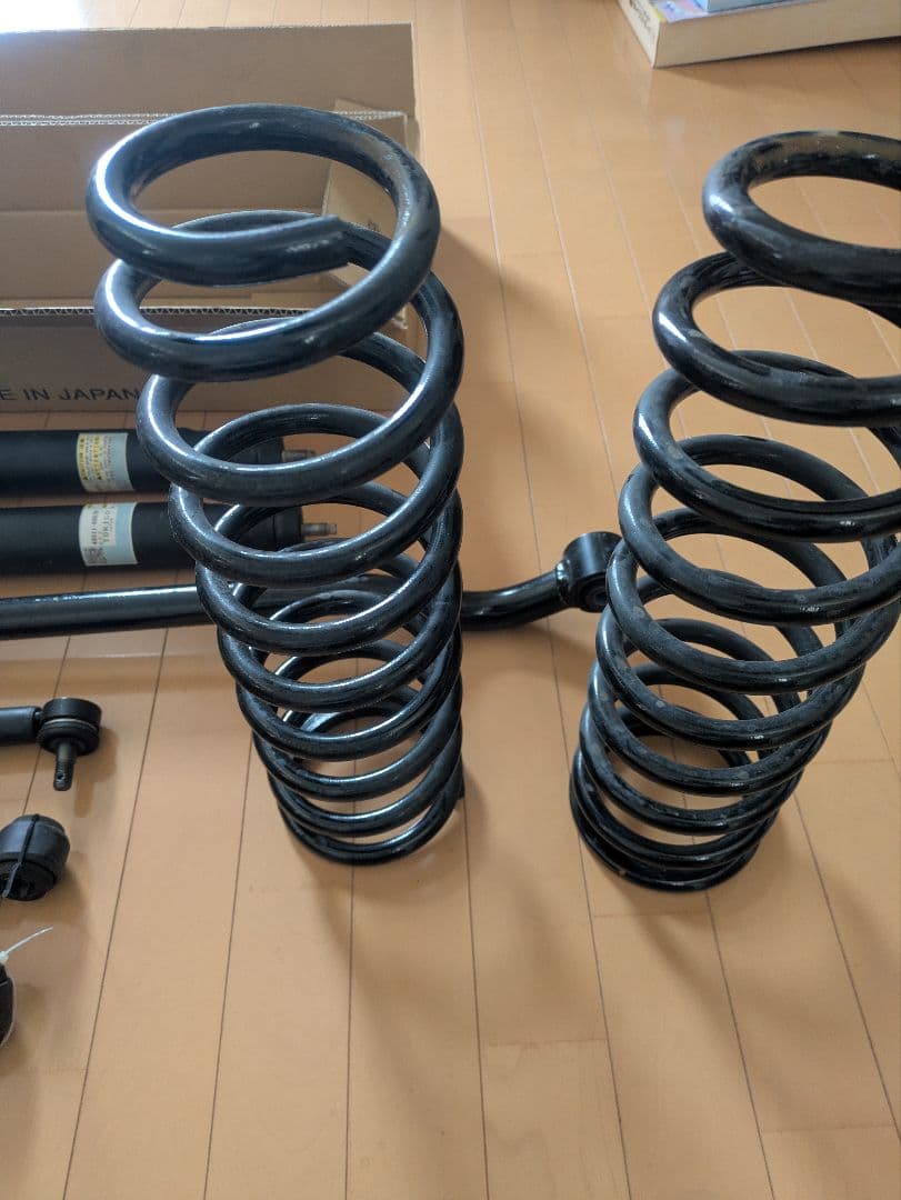 ランクル　gdj76w 中古純正サスペンションキット 一式