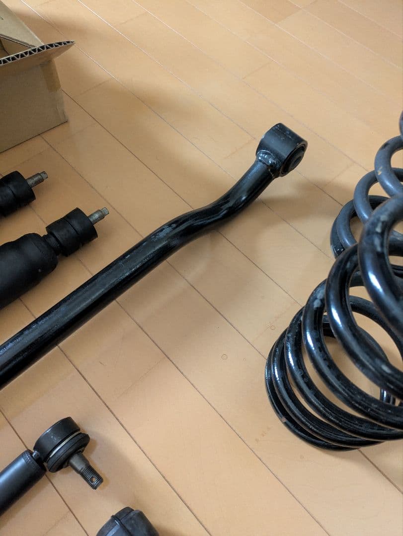 ランクル　gdj76w 中古純正サスペンションキット 一式