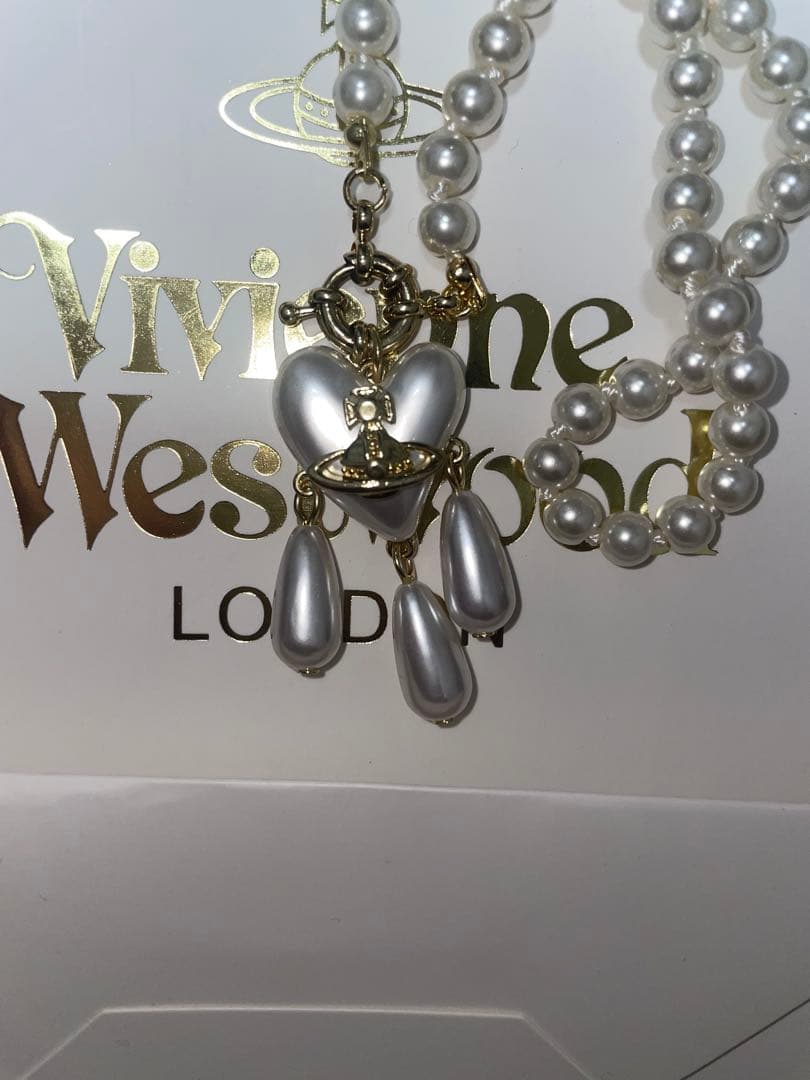 ヴィヴィアン・ウエストウッド　ハートパールネックレス