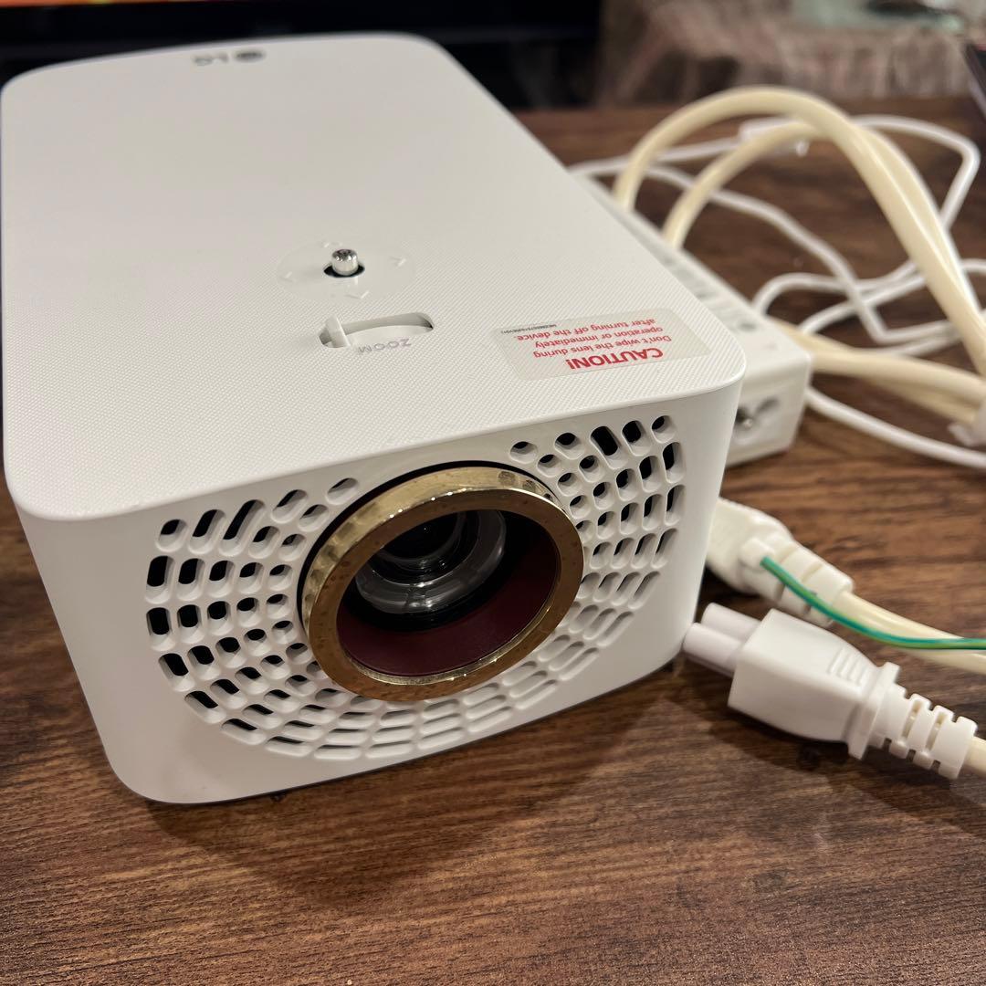 HF60LS プロジェクター