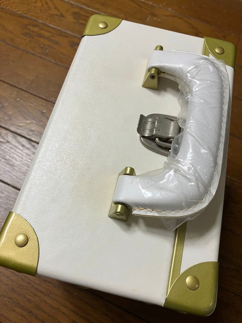 【 未使用品 】シュウウエムラ メイクボックス メゾンキツネコラボ 日本製 白