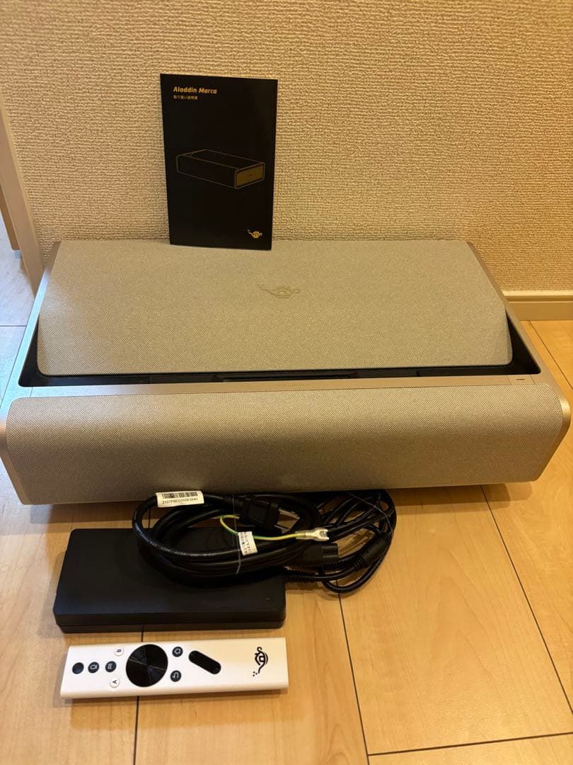 Aladdin Marca アラジン マルカ 超短焦点 プロジェクター