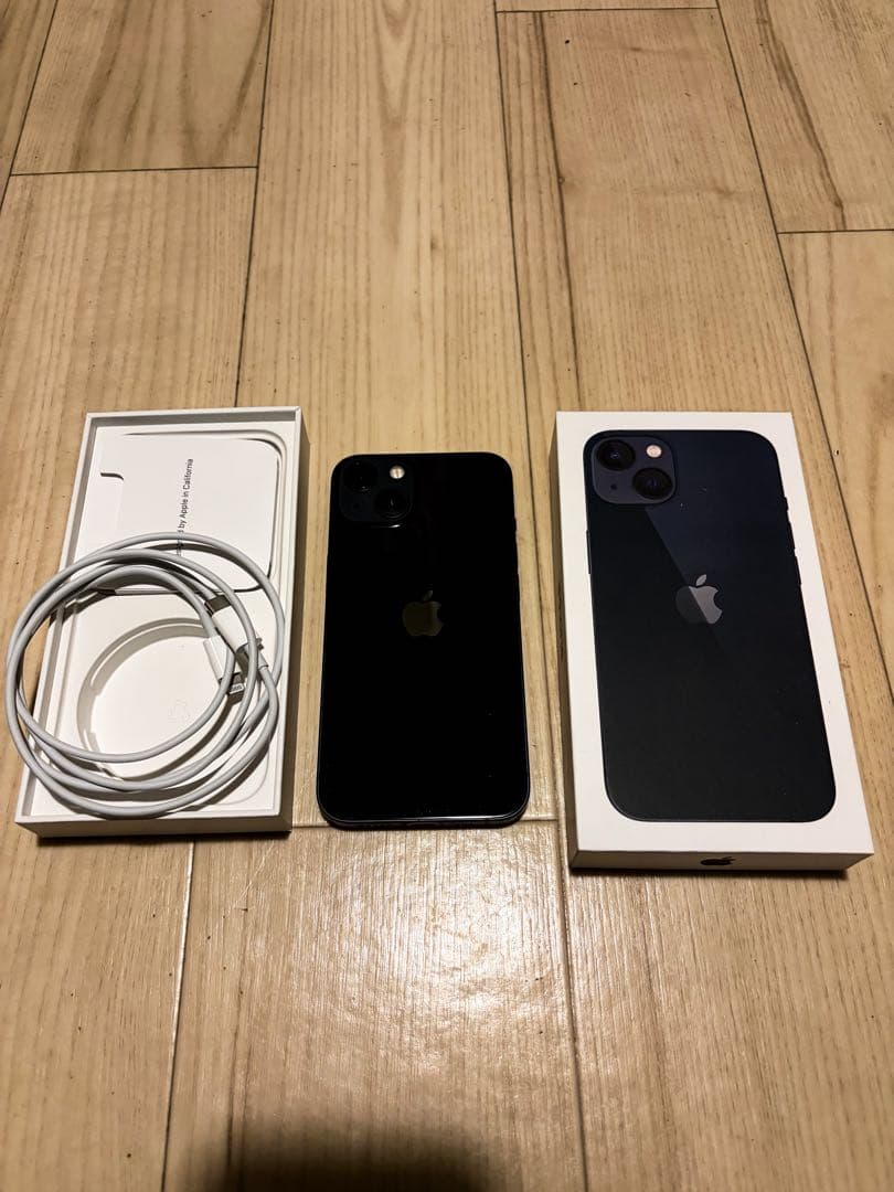 Apple iPhone 13 128GB ミッドナイト　バッテリー90%