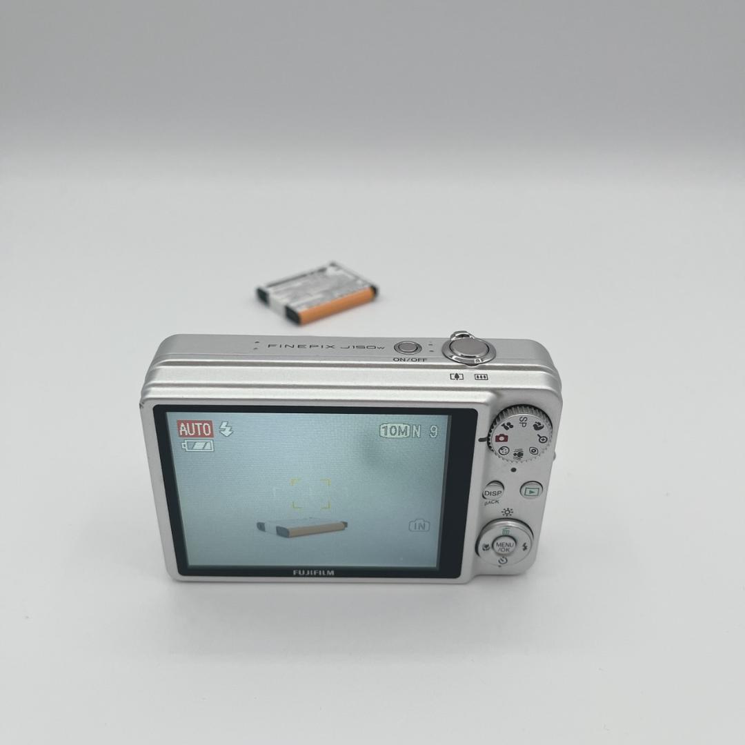 ✨人気✨FUJIFILM FINEPIX J150w バッテリー２個　コンデジ