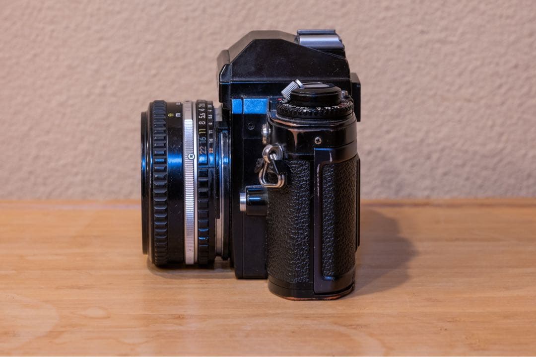 Nikon FG 一眼レフカメラ 50mmレンズ付き