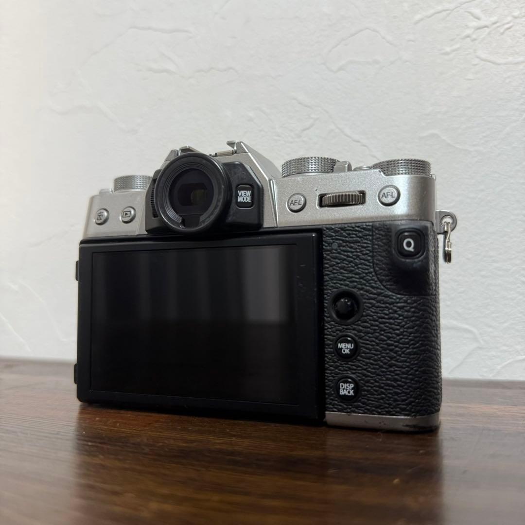 Fujifilm X-T30 ミラーレス一眼 35mm F1.4レンズ付き