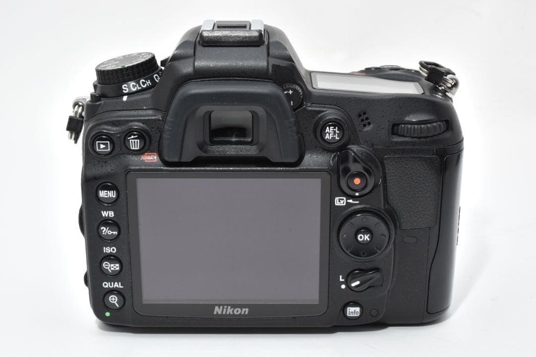 【大人気】 Nikon ニコン D7000 レンズキット デジタル一眼カメラ