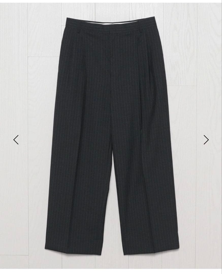 ＜H＞ウールトロピカル 2プリーツワイドパンツ