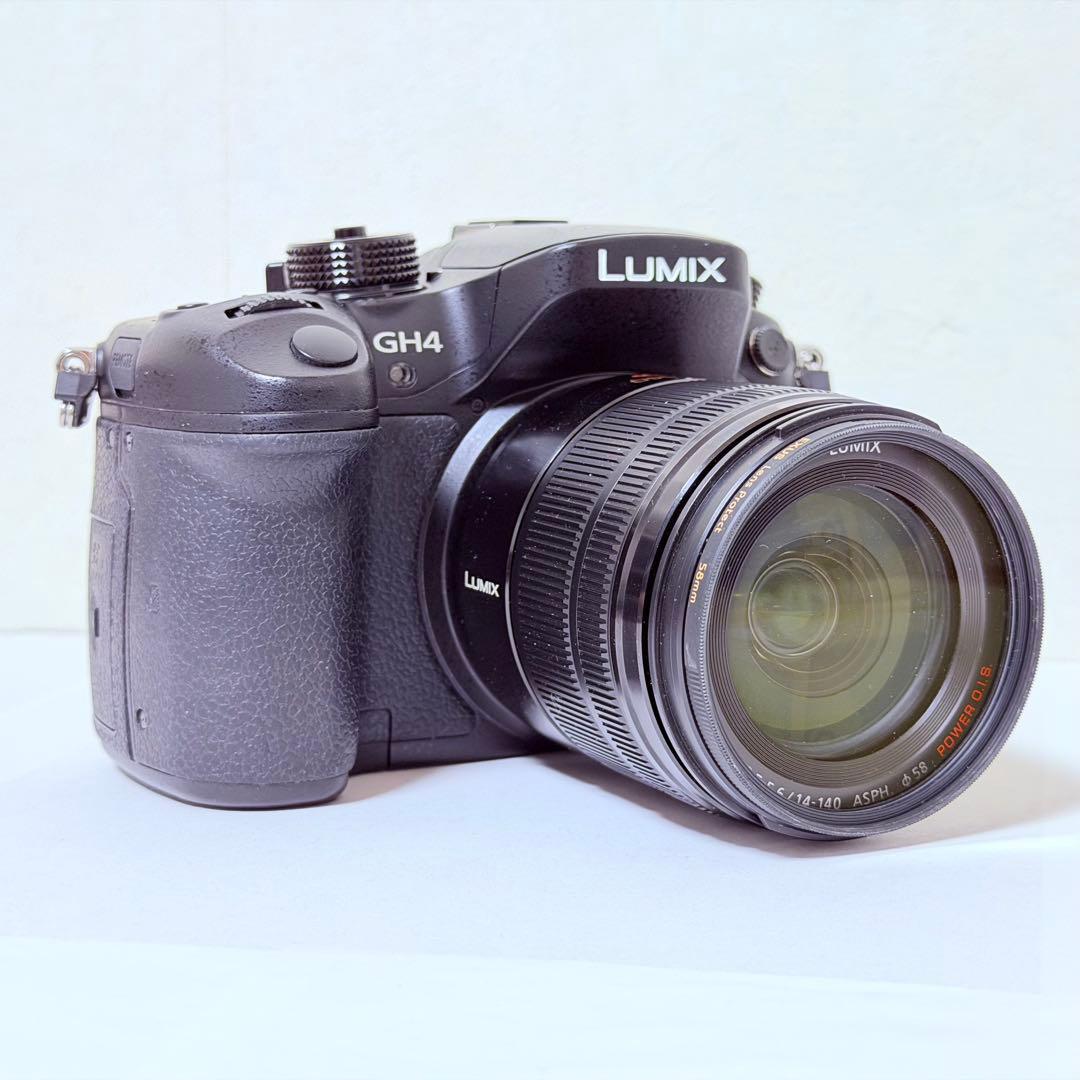 極上美品　Panasonic Lumix GH4 14-140レンズキット