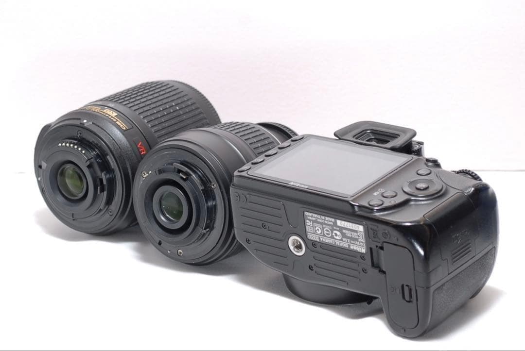 ✨スポーツ観戦におすすめ✨Nikon D3200✨ ダブルレンズ✨望遠レンズ