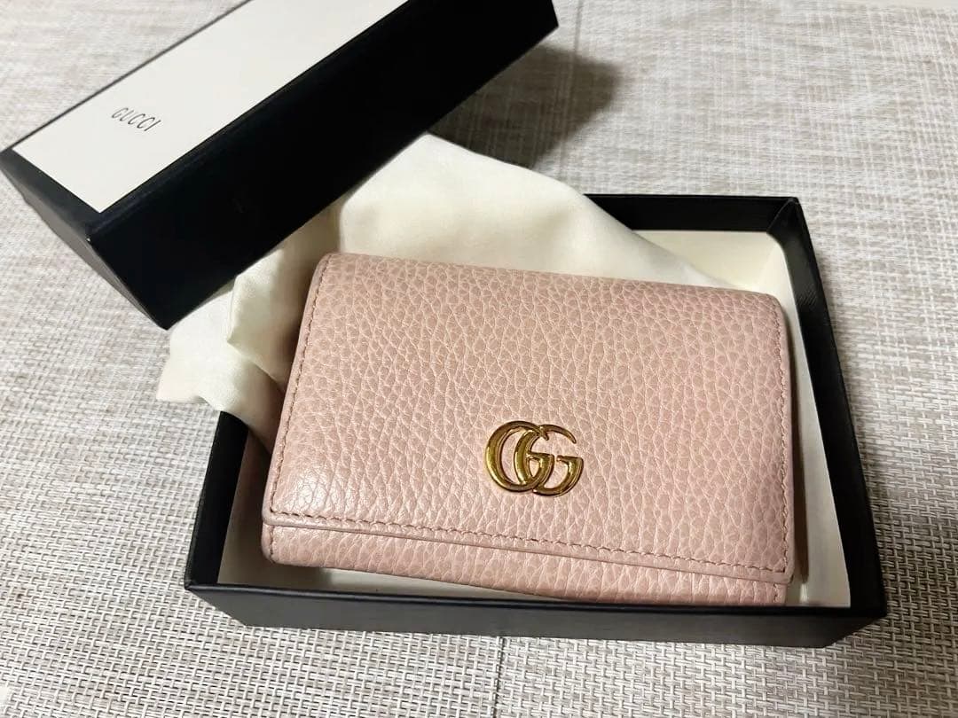 Gucci 名刺入れ　カードケース