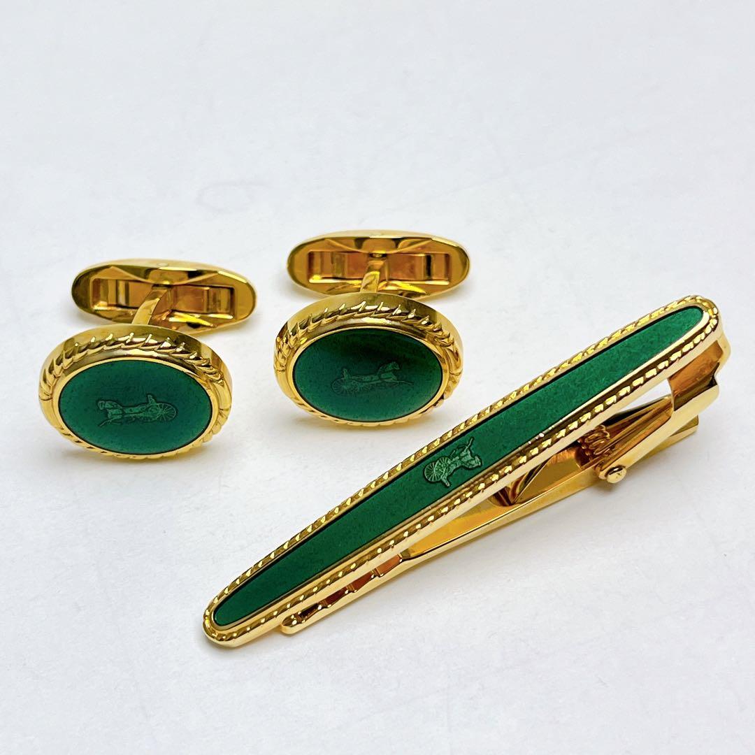 セリーヌ　タイピン　カフス　セット　ゴールド
