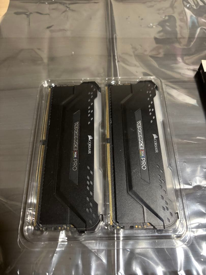 CORSAIR VENGEANCE RGB PRO （8GBx2）3200MHz