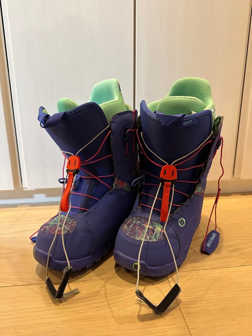 BURTON MINT ブーツ(女性用) パープル　24.5