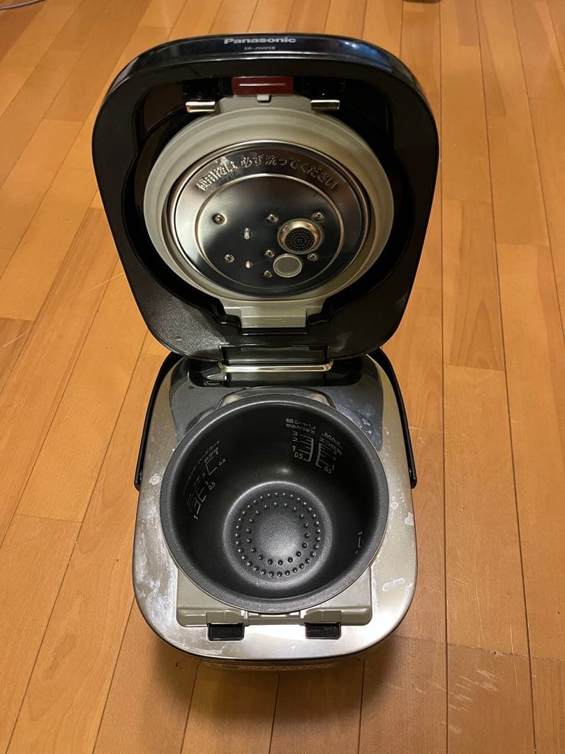 Panasonic 3合炊き炊飯器　取説付きSR-JW058