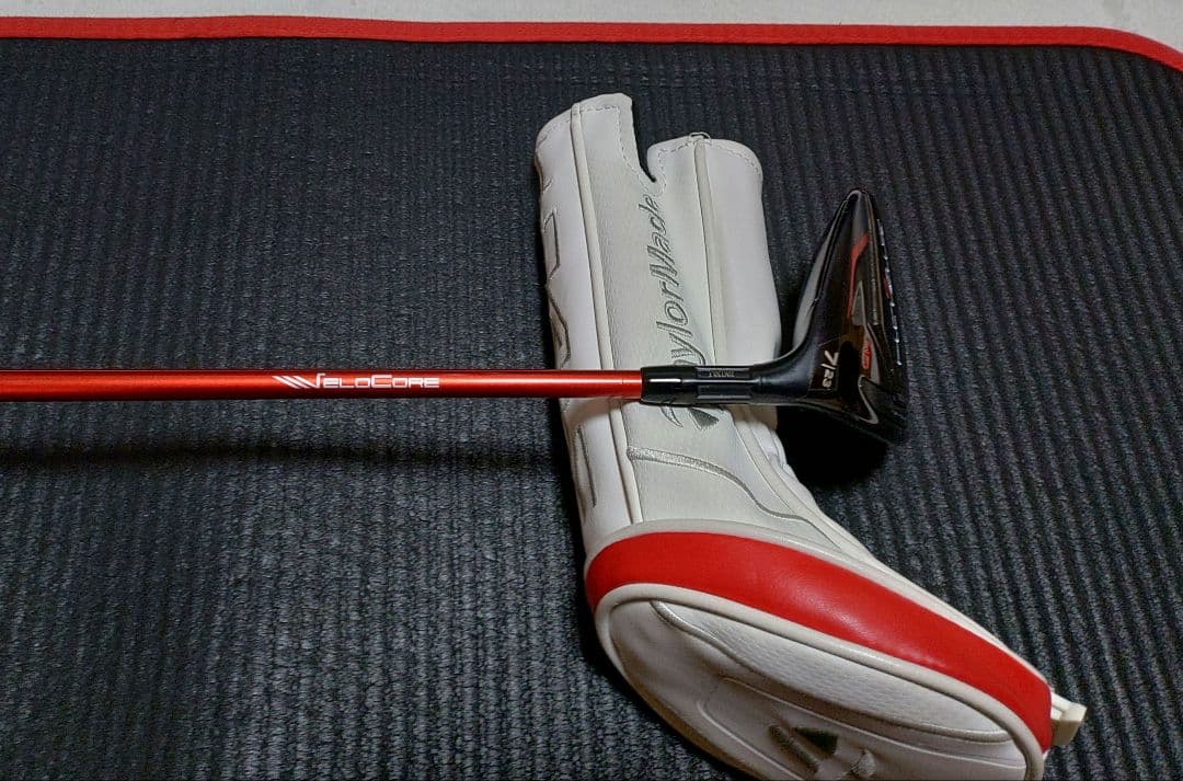 希少☆ ステルス2HD 7W ベンタスTRレッド 5R TaylorMade