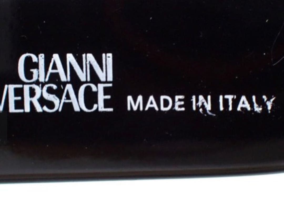 ✨VERSACE✨y2kブラックオーバルサングラス ゴールドロゴ