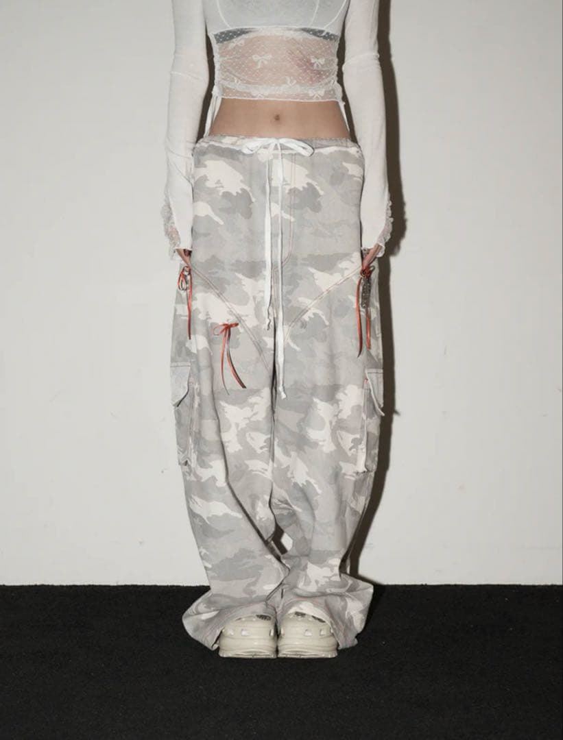 cherryquiri レースカーゴパンツ 迷彩柄　リボン付き