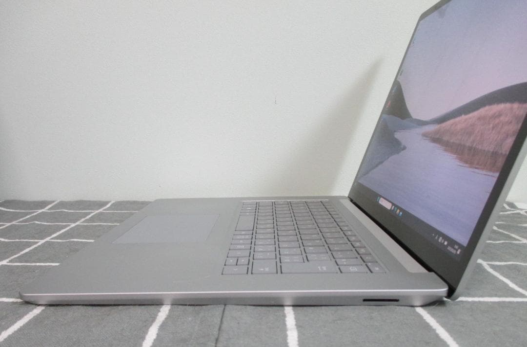 Microsoft SurfaceLaptop3 15インチ、ペン、マウス付