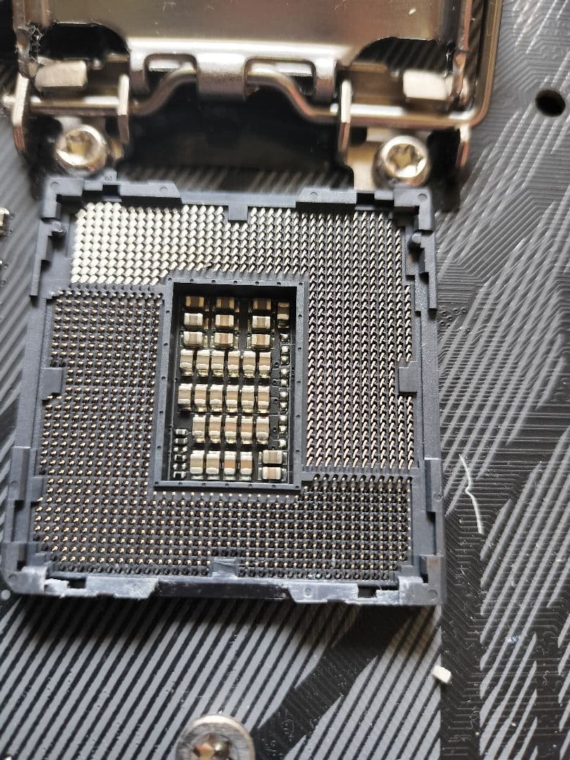 ASUS ROG STRIX Z370-F GAMING マザーボード 中古