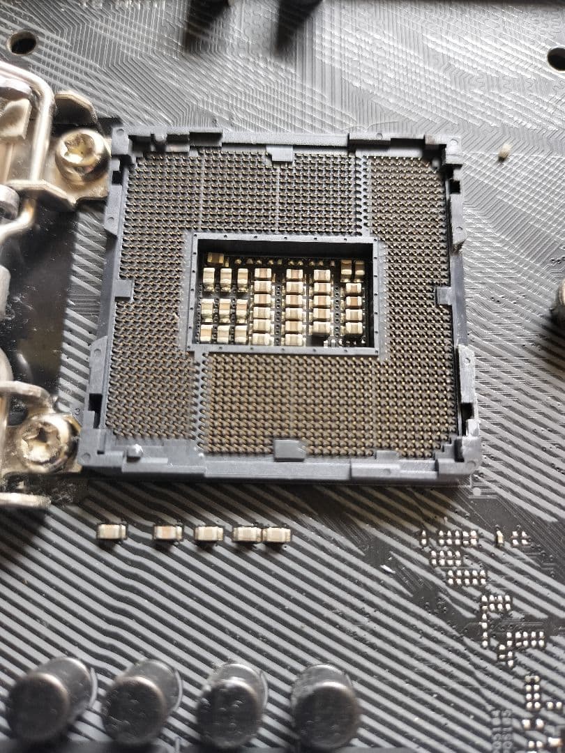 ASUS ROG STRIX Z370-F GAMING マザーボード 中古