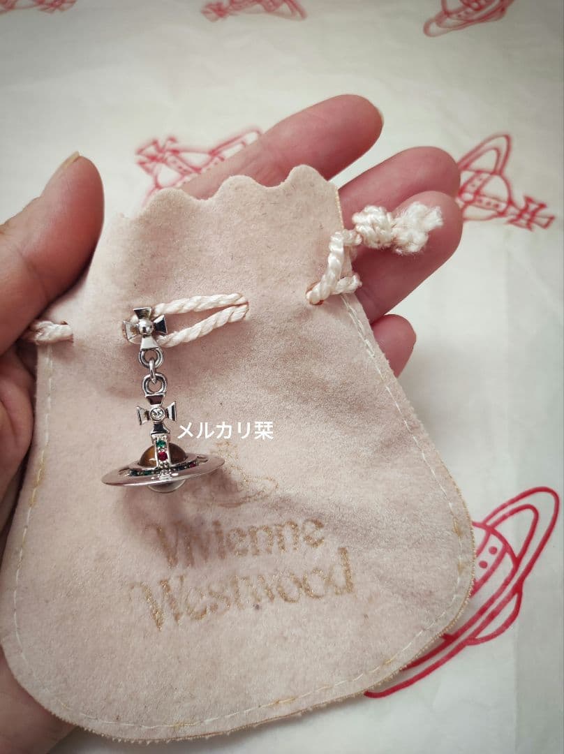 ゆ。様 17日ヴィヴィアンウエストウッド 廃盤タイニーオーブ シングルピアス片耳