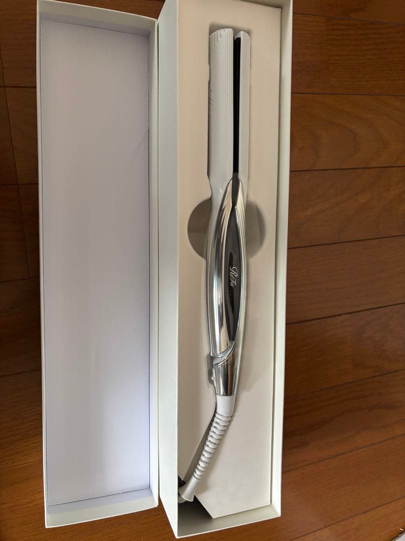 （新品未使用品）ReFa リファビューテックストレートアイロン ホワイト