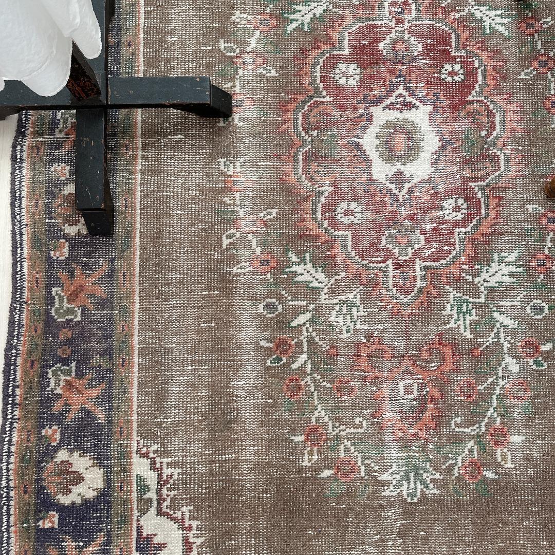 トルコヴィンテージラグ A71 超大判 レア トープ ブラウン ネイビー カーキ