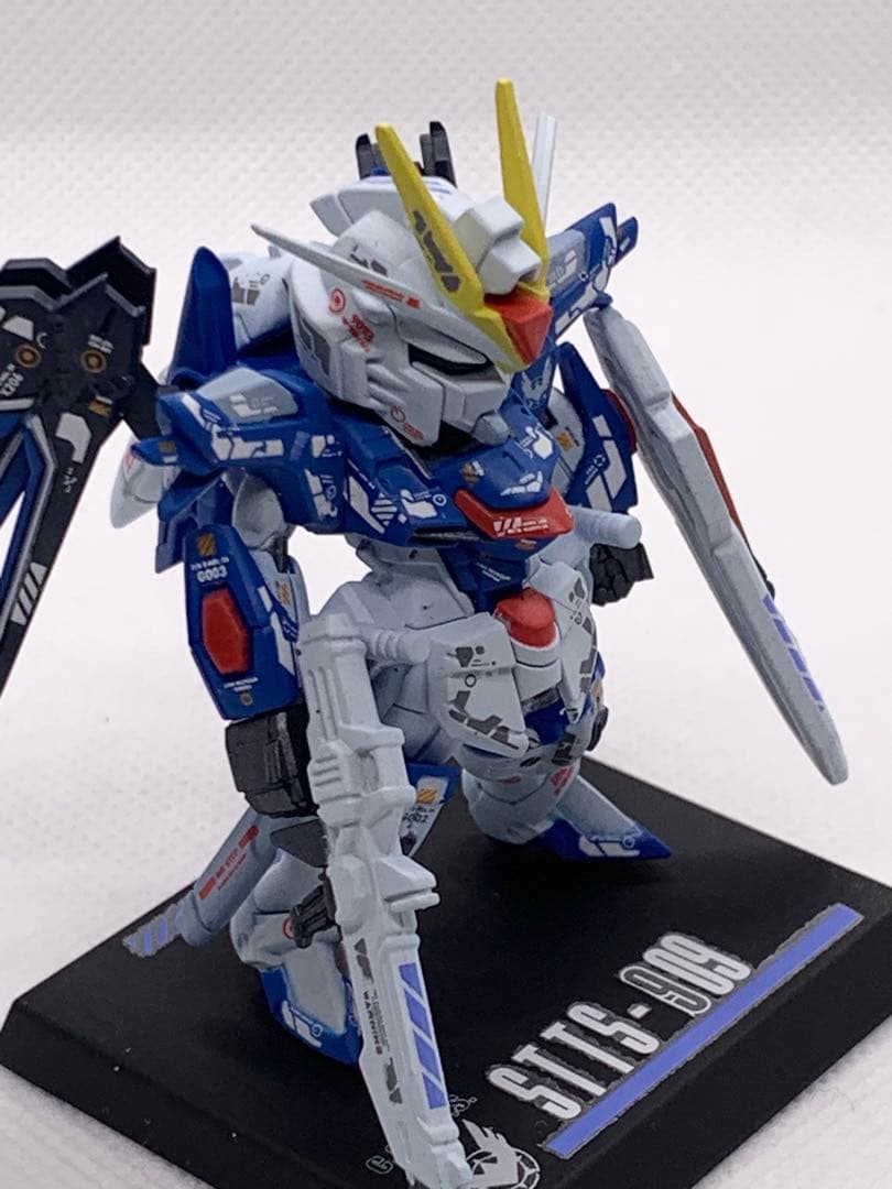 ガンダムコンバージ ライジングフリーダム&イモータルジャスティス