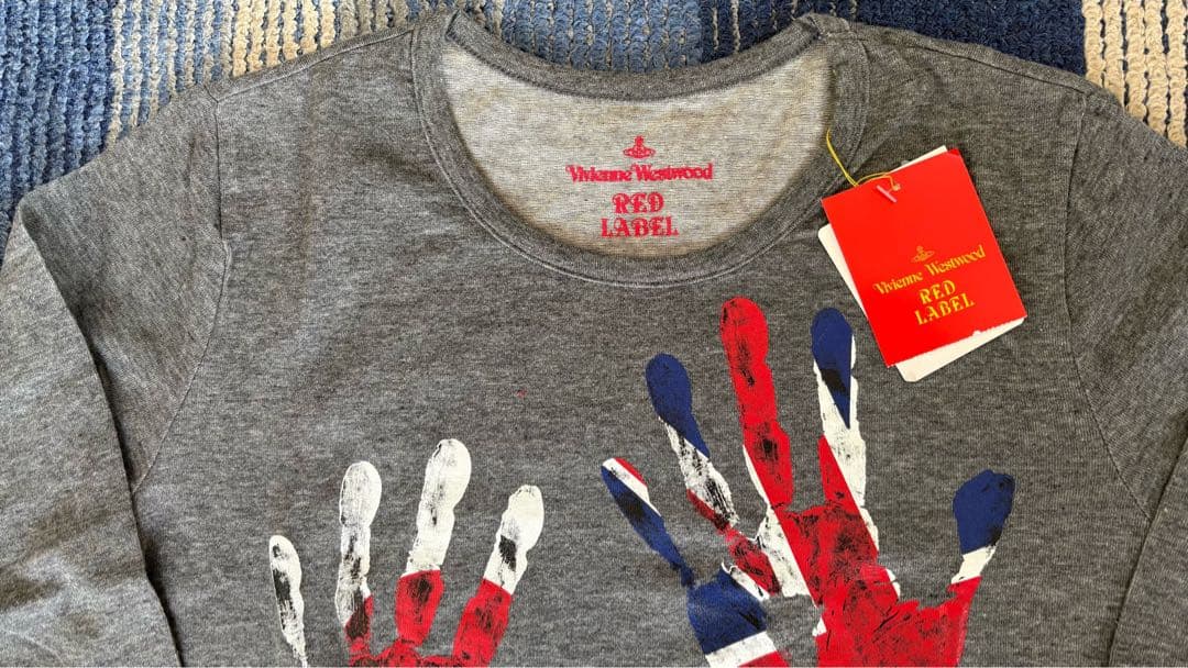 新品未使用viviennewestwoodロングTシャツ