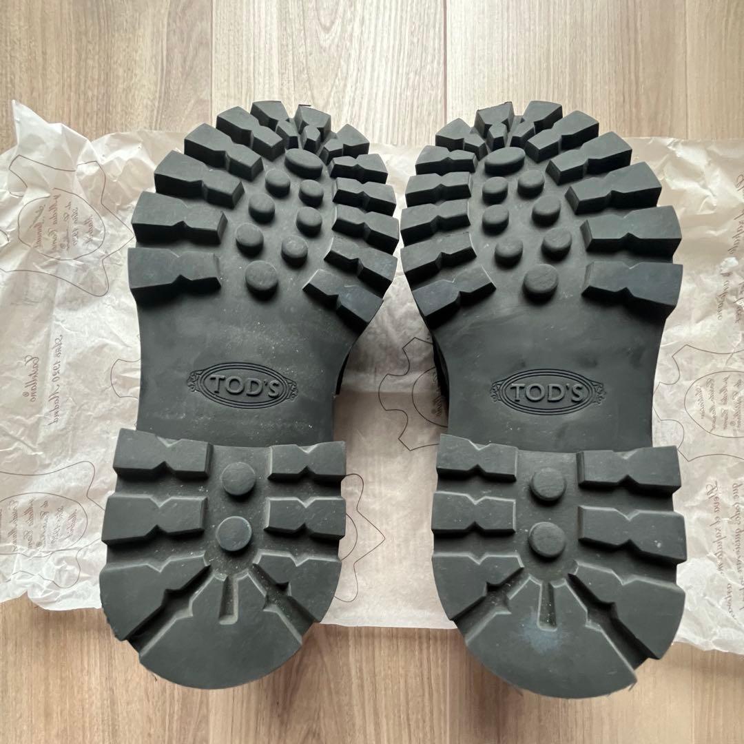 TOD'S バーガンディ フリンジ ローファー 36½