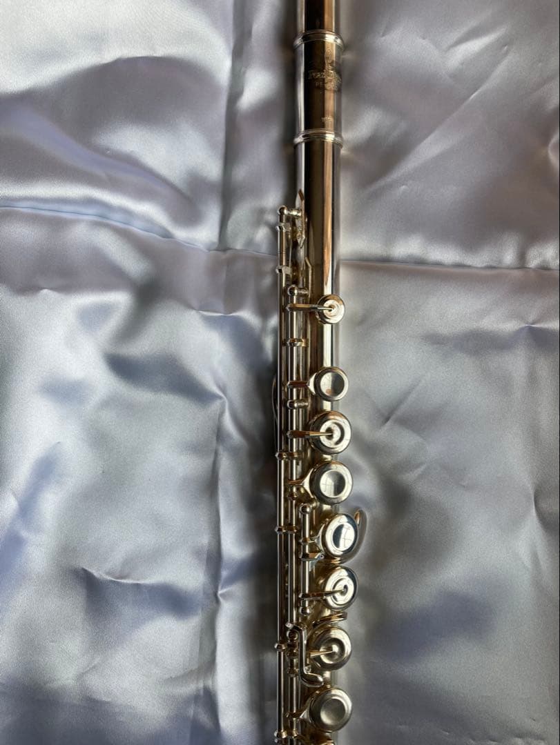 Pearlフルートpf665 頭部管銀製　初級〜中級者