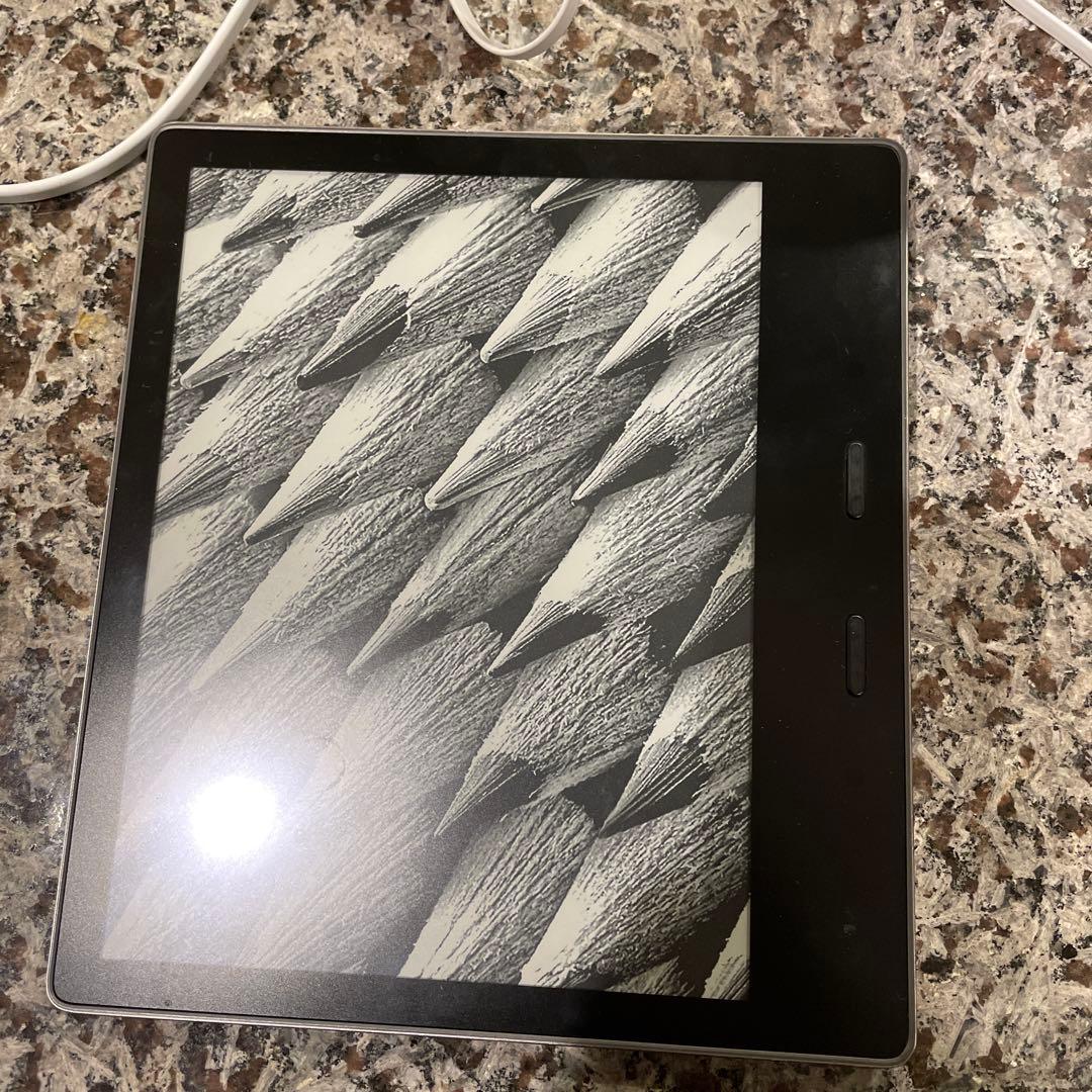 ⭐︎Kindle Oasis wifi 8GB 広告無しモデル⭐︎