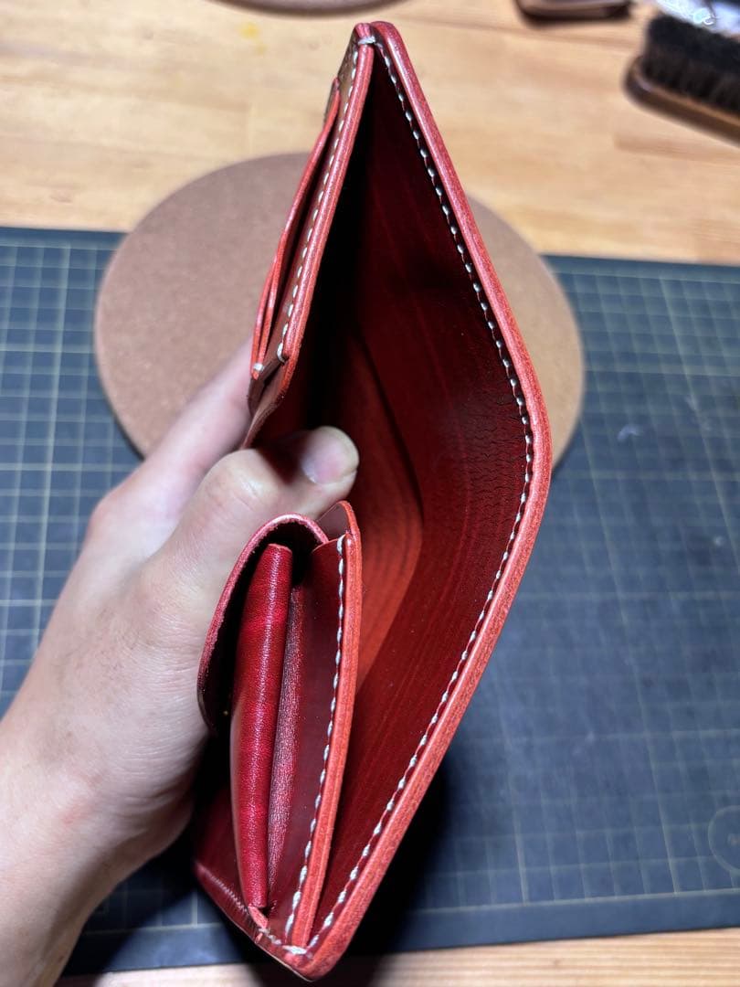 ミドルウォレット　ベルギー産　ルガト　ハンドメイド